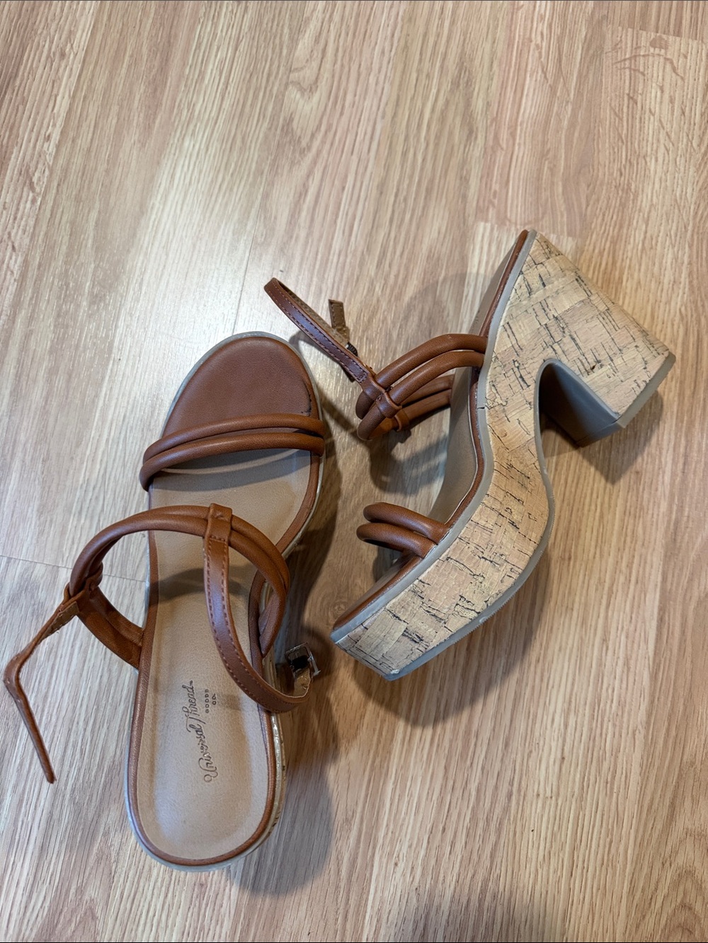 Universal thread heels